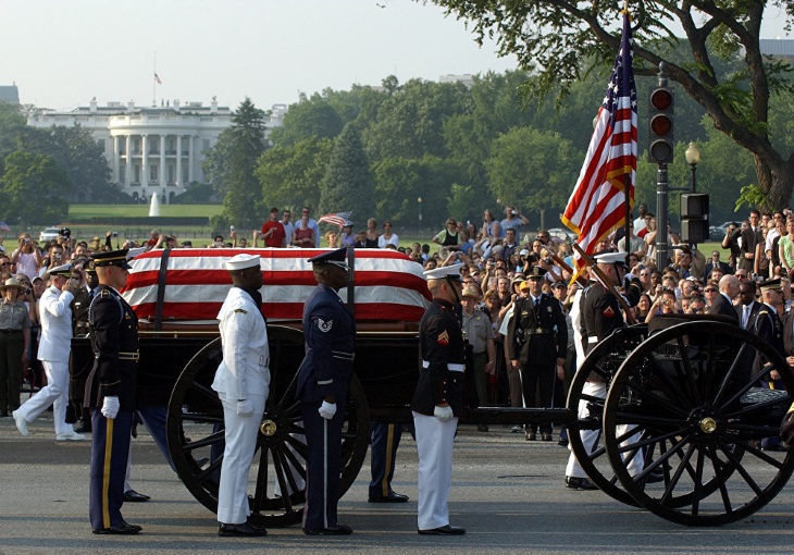 похороны президента 