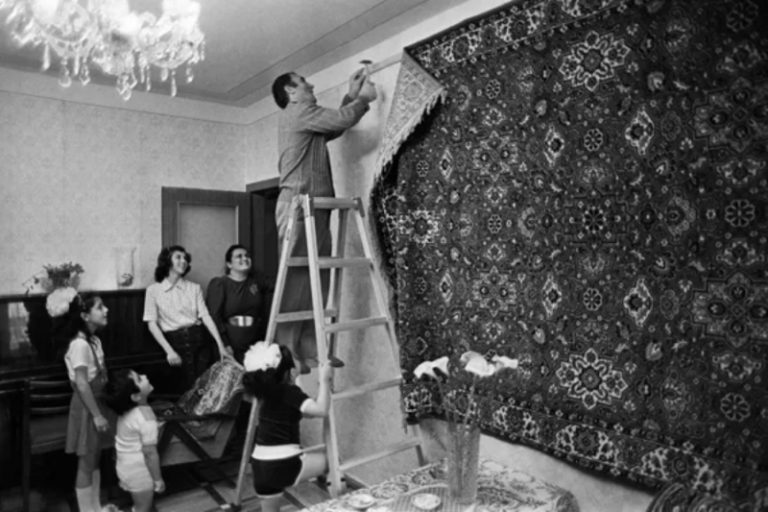 Как абажуры превращали советское жилье в уютные помещения