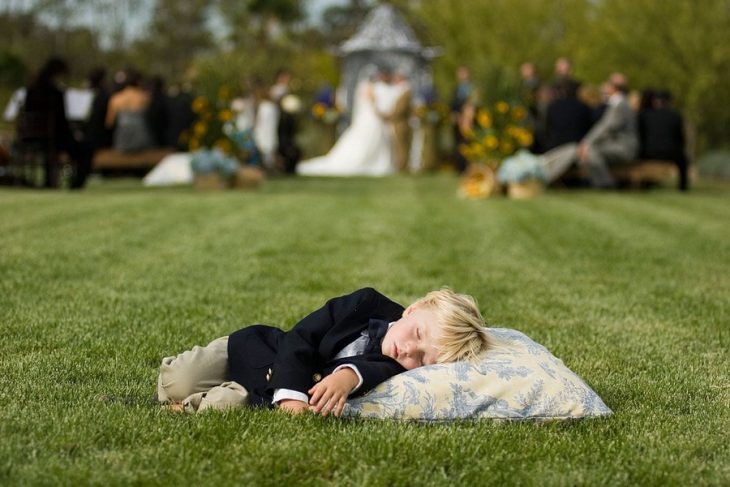 Funny Kids at the Wedding: Best Photos