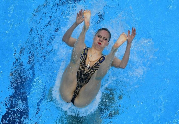 Synchronized Swim Fun: A Collection of Hilarious Photos