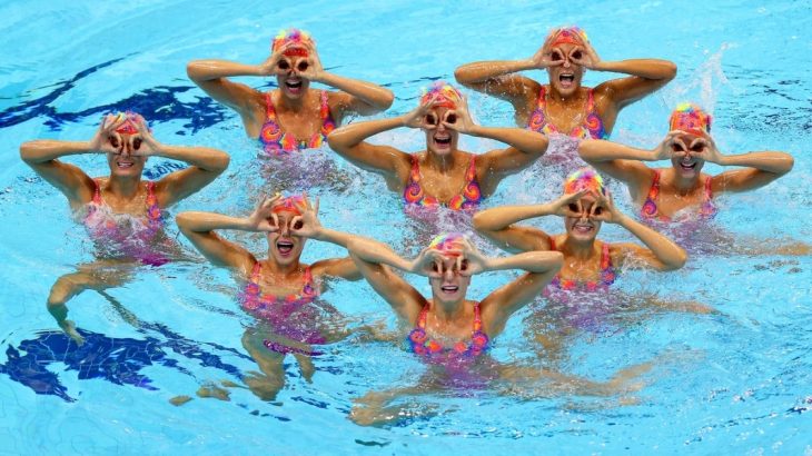 Synchronized Swim Fun: A Collection of Hilarious Photos