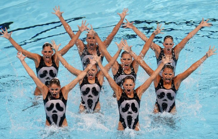 Synchronized Swim Fun: A Collection of Hilarious Photos