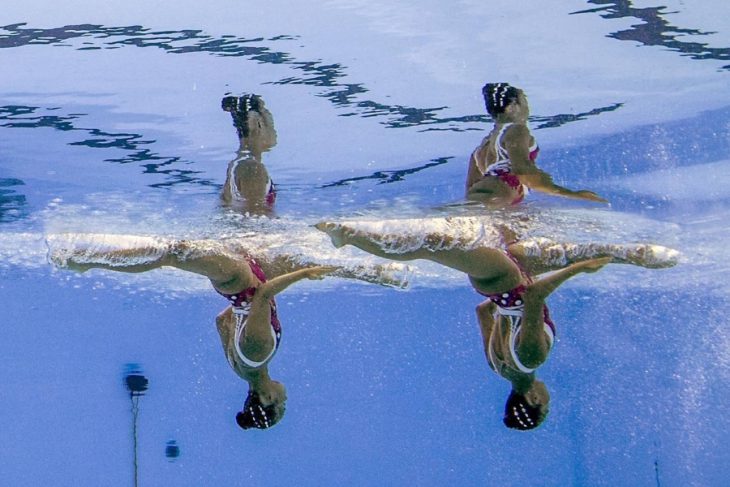 Synchronized Swim Fun: A Collection of Hilarious Photos