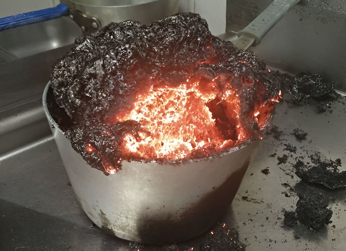 Fails in the Kitchen: Culinary Disasters Captured in Photos