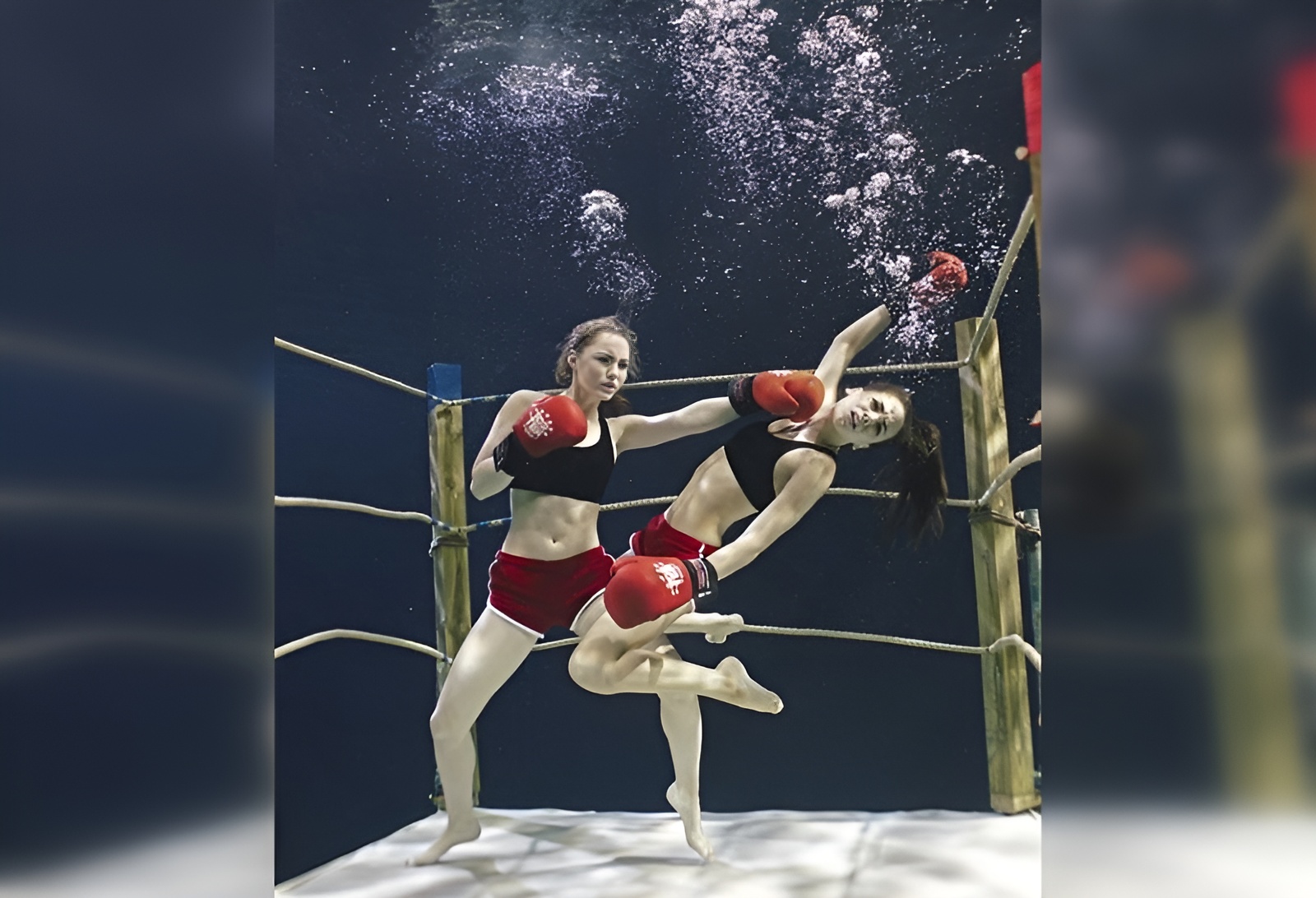 Fun fight. Курьезы в мире спорта 30 смешных фотографий. Эрм спорт 30мм. Неловкие моменты. Фото женского бокса под водой.